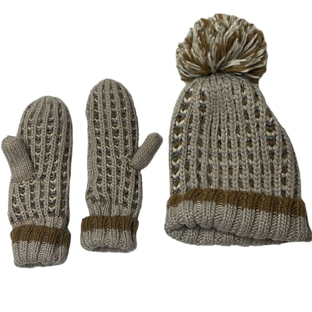 Roots Canada‎ Beige/Tan Chunky Knit Pom Pom Wool Blend Hat And Mittens.